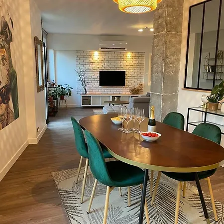 Διαμέρισμα Tres Bel Central, Au Calme Avec Balneo