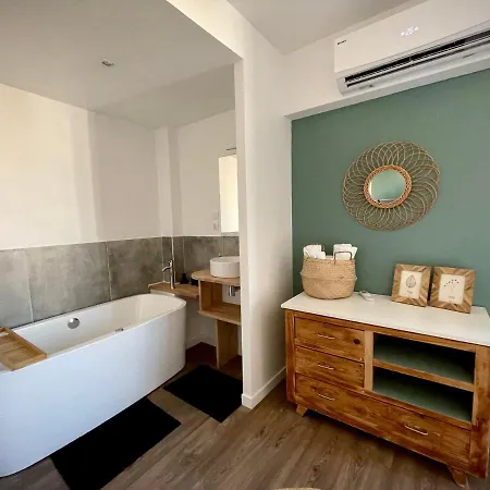 Tres Bel Central, Au Calme Avec Balneo Διαμέρισμα Περπινιάν